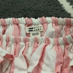 Billabong Pink and White Gathered Skirt